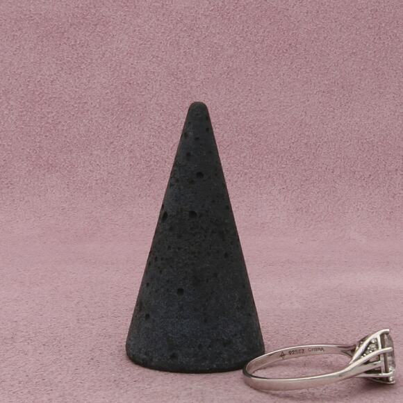 sterling silver round-cut cz solitaire ring size 10 - Picture 3 of 3